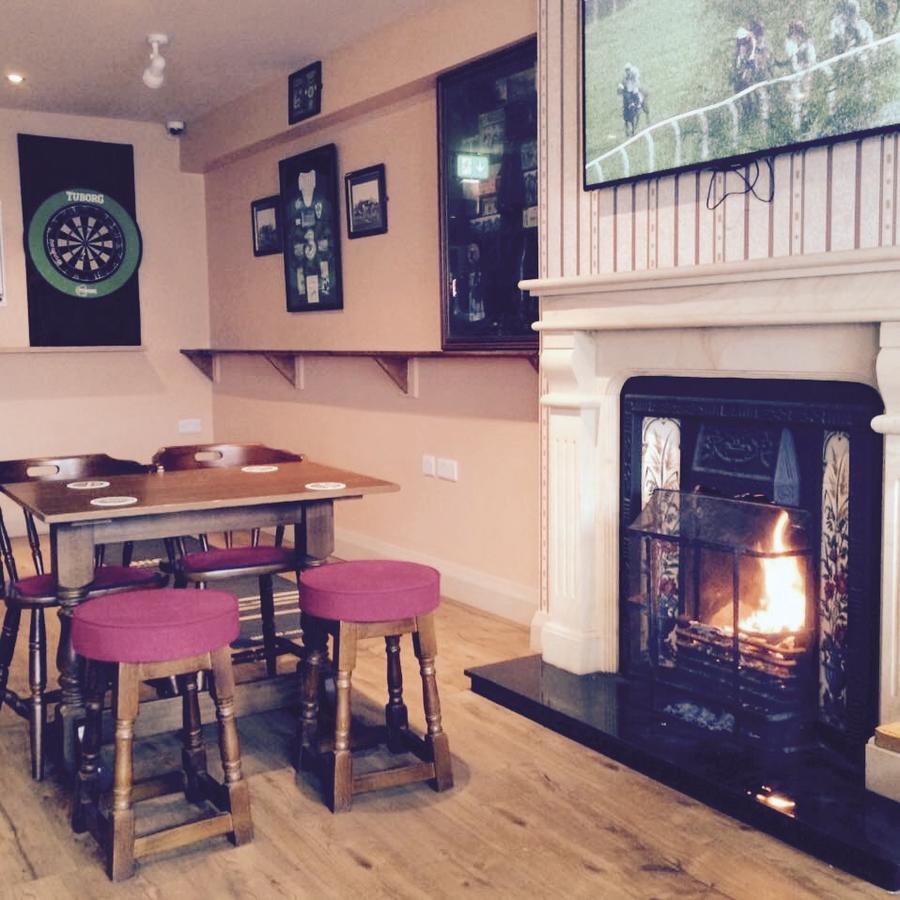 The Auld Triangle Acomodação com café da manhã Loughrea Exterior foto